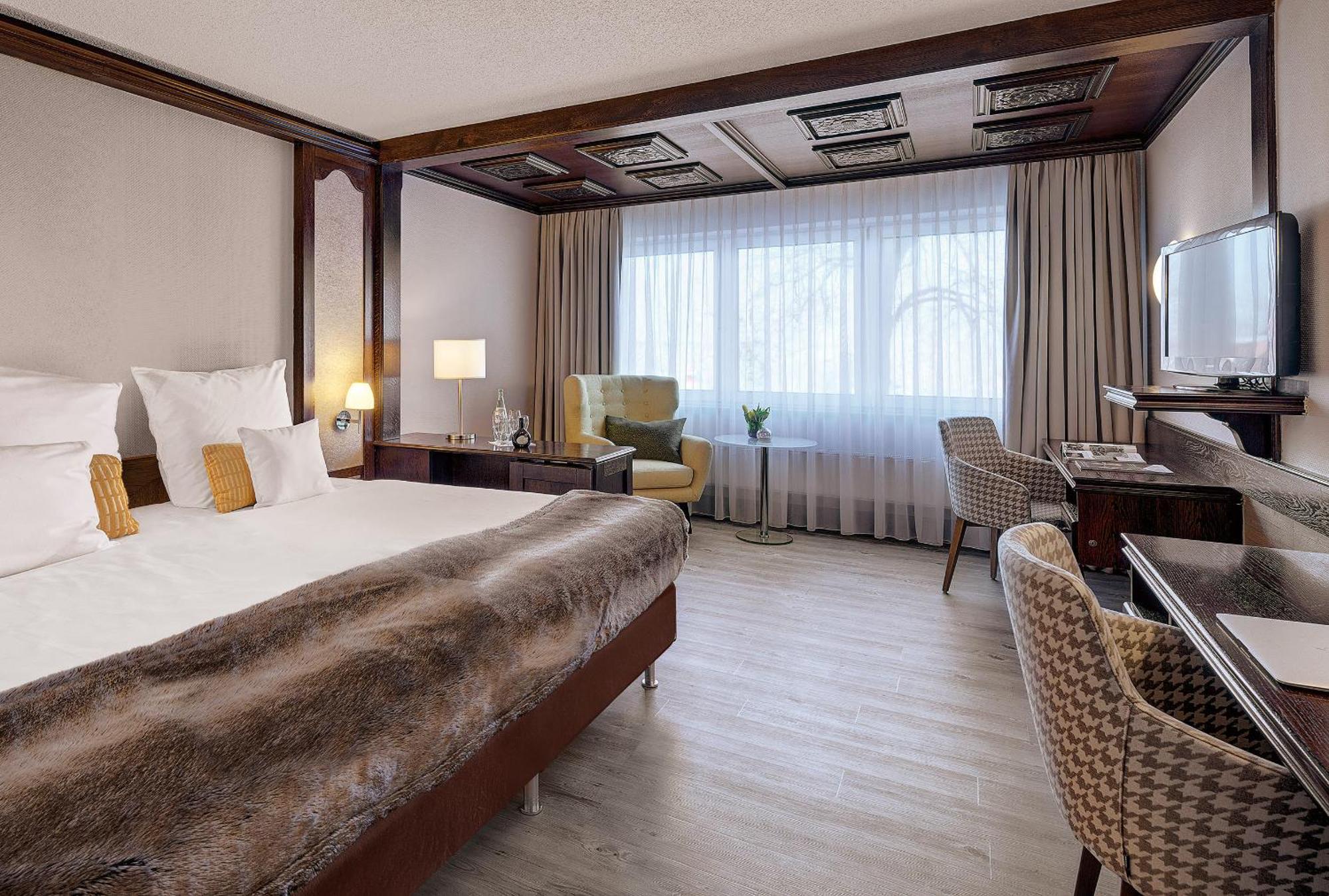 Hotel Central Хоф Экстерьер фото