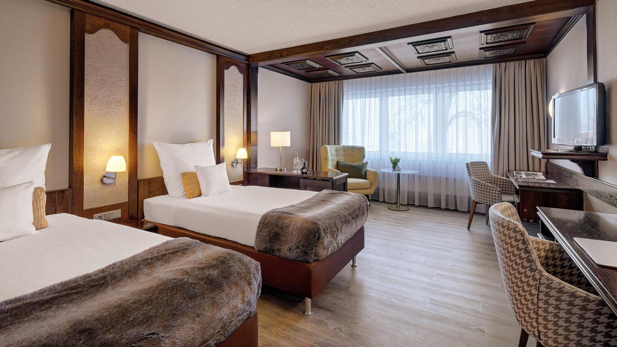 Hotel Central Хоф Экстерьер фото